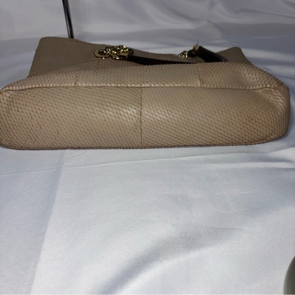 Cynthia Rowley Snakeskin Leather Tote Bag with Chain & Leather Straps - Picture 9 of 13